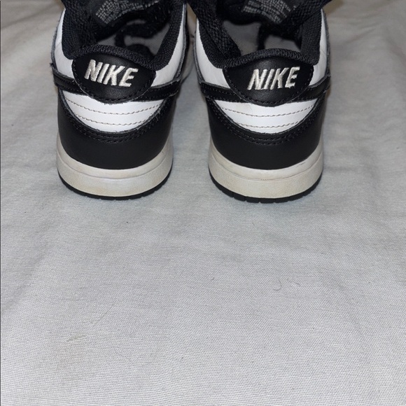 Nike Dunks Black and White Low-Tops - Picture 6 of 7